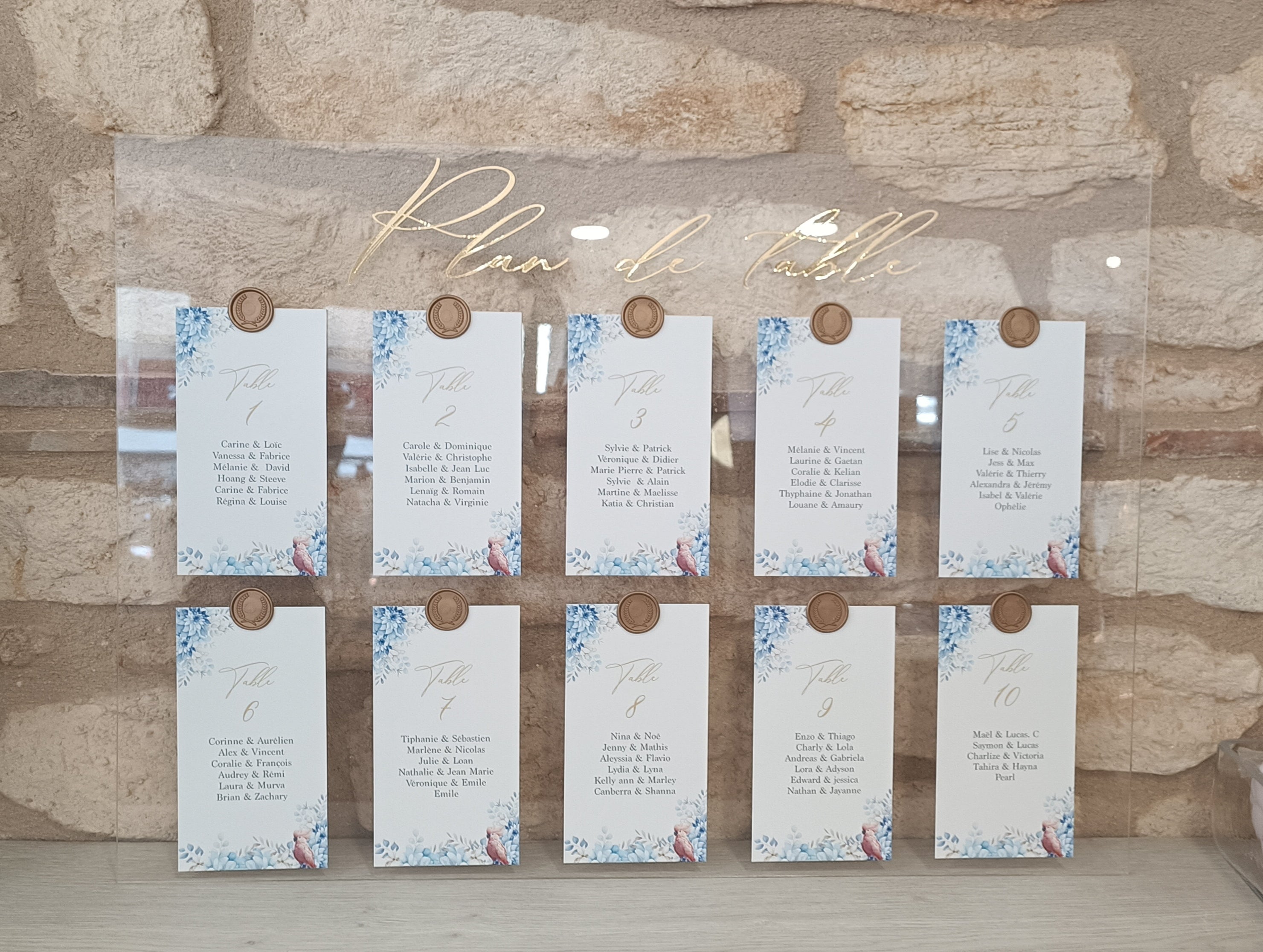 Plan de table en plexi avec cachets de cire - fleurs bleue