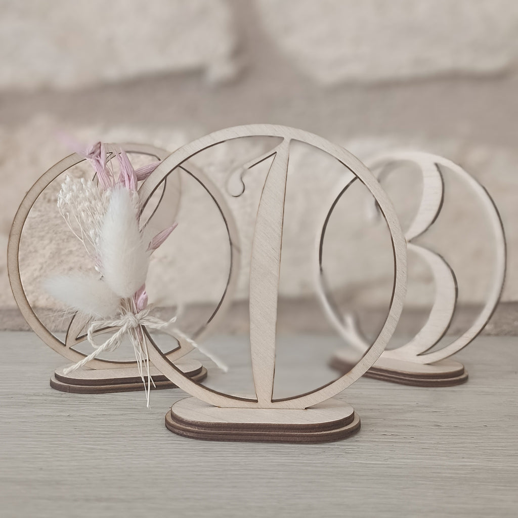 Numéros de table en bois - découpe cercle