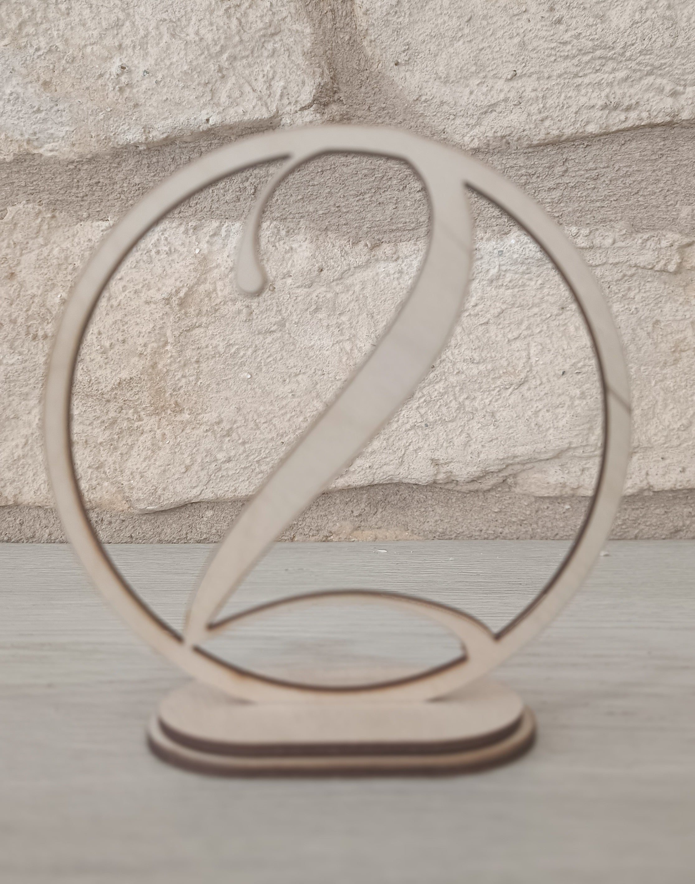Numéros de table en bois - découpe cercle