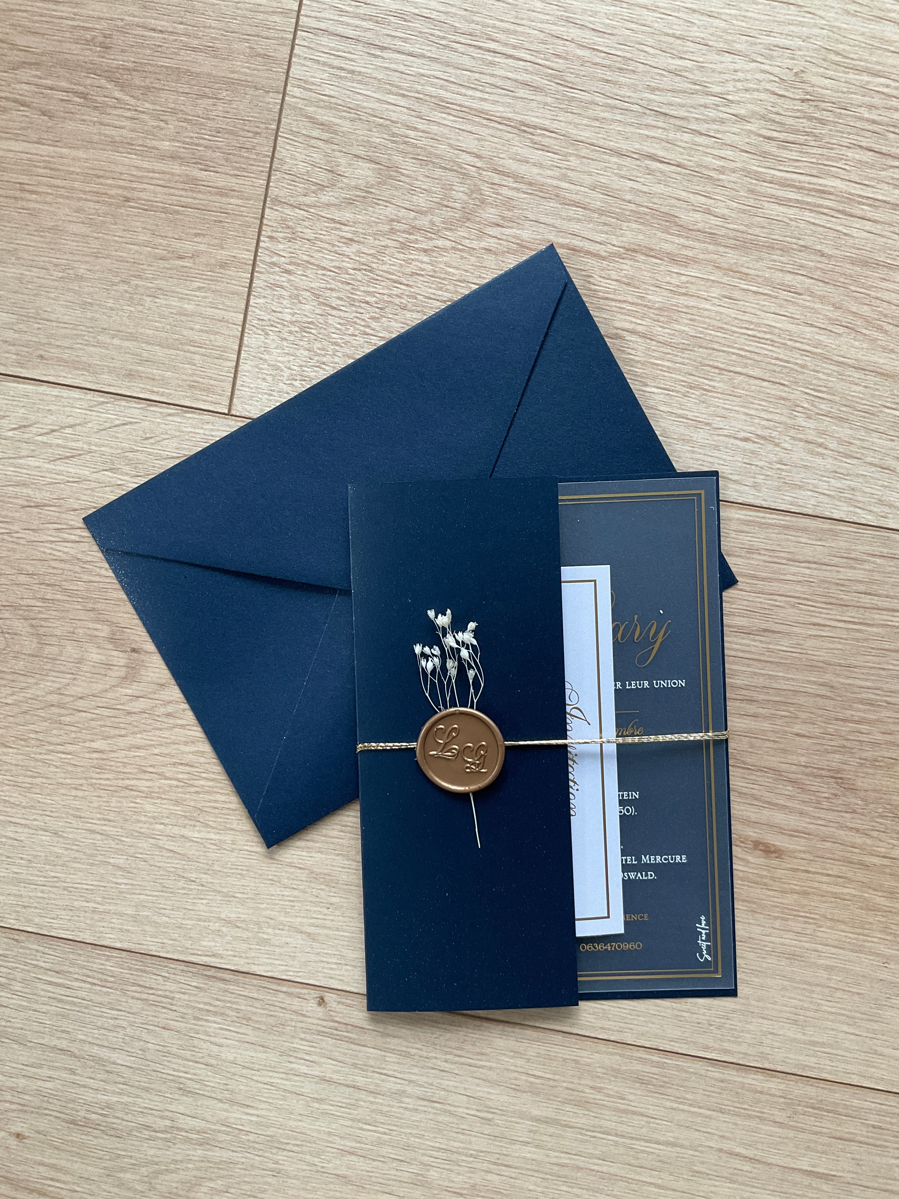 Faire-part de mariage plexi dans sa pochette